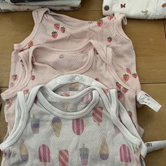 長袖半袖肌着　全部引き取ってくれる方大歓迎の画像