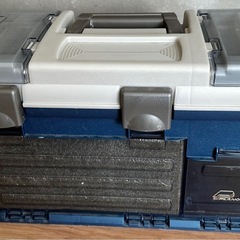 ジャンク品釣りボックスの画像