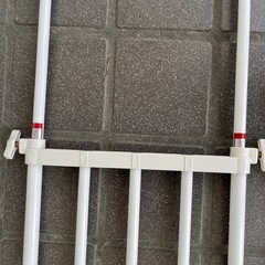 突っ張り棚の画像