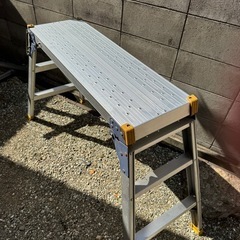 洗車用踏み台の画像