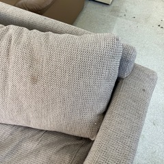 今2603-636 2人掛けソファ ベージュ ファブリックタイプ シミ毛玉有り の画像