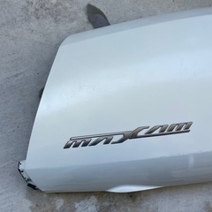 マグザム　右　リアサイドの画像