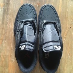 NIKE スニーカー　ブラックファントムの画像