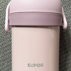 三段保温弁当箱の画像