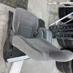 ハイエース助席の画像