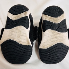 new balance ブラック　スニーカー　11.5センチの画像