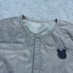 ベビー 上着 ジャンパーフードなし クマ柄 70-80 シンプル アウターの画像