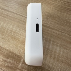 スマホ モバイルバッテリー ホワイトの画像