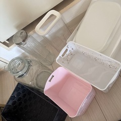 収納ボックス、入れ物の画像