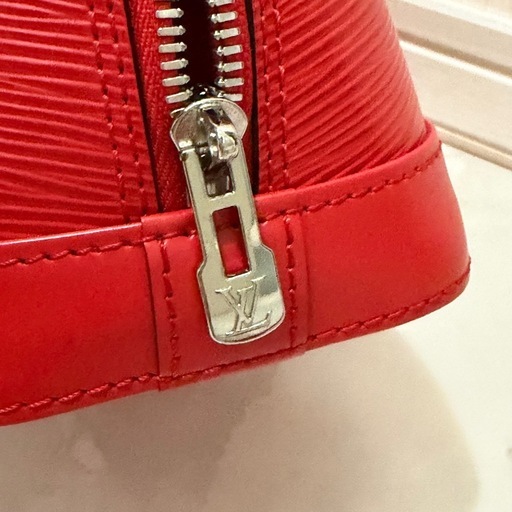 【美品】 LOUIS VUITTON アルマBBエピ　コクリコレッド　レッド