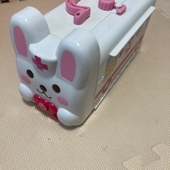 メルちゃん うさぎさんきゅうきゅうしゃ、の画像