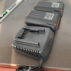 【ジモティー割引で最大15％OFF⭐️】工進 KOSHIN 草刈り機　PA-413　バッテリー×2・充電器付きの画像