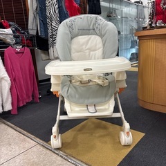 Combi ハイローチェア　の画像