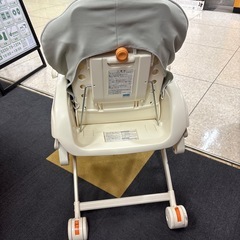 Combi ハイローチェア　の画像