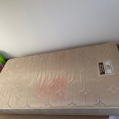 スプリングマットレス無料
の画像