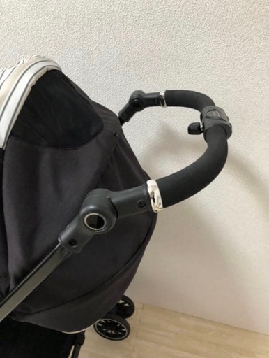 コンビ ベビーカー【スゴカル4キャス compact】エッグクッション付    定価5万