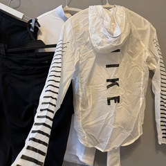 NIKE  トレーニングウェア一式の画像