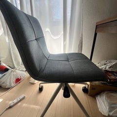 テーブルと椅子お譲りしますの画像