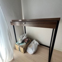 テーブルと椅子お譲りしますの画像