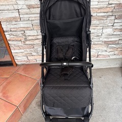 折りたたみ式 ブラック ベビーカー　0円の画像