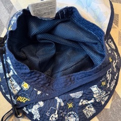 ディズニーストア　トイストーリー　日除け付き帽子　の画像