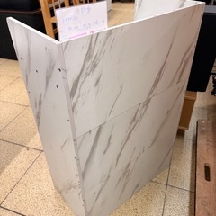 《リユースマン倉敷》大理石風 受け付け台 韓国風 エステ・ネイル サロン 家具の画像