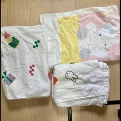 赤ちゃん用布団の画像