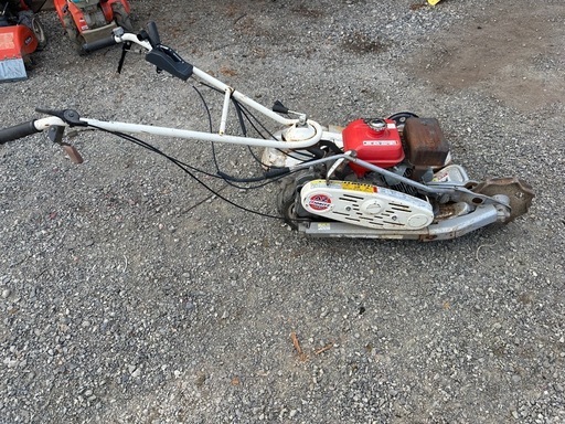 共立　自走式二面畦草刈機 AZ1107TL　ウィングモア 歩行型ロータリモーア ロータリモア ３枚刃刈り 自走式草刈機 ロータリーモア