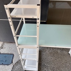 決まりました【美品】PCデスクの画像