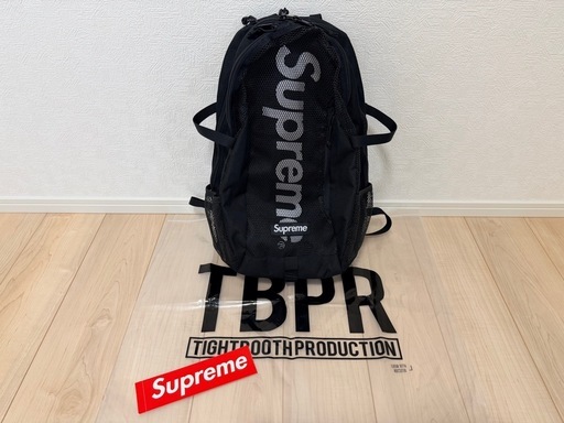 Supremeリュック　ブラック　シュプリームリュック　ステッカー付き