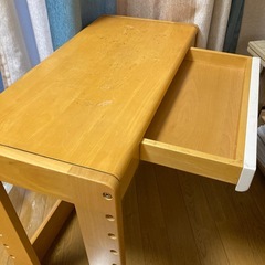 子供用の机　キッズデスクの画像