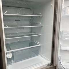 【83】冷凍冷蔵庫の画像