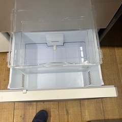 【85】冷凍冷蔵庫の画像