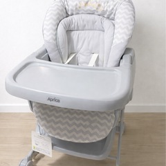 アップリカ　Alecia  ユラリズム　ハイローベッド&チェアの画像