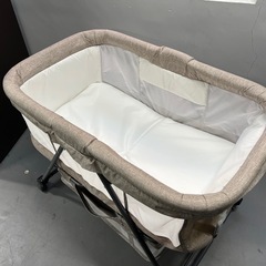 【良品】キャスター付き折りたたみベビーベッドの画像