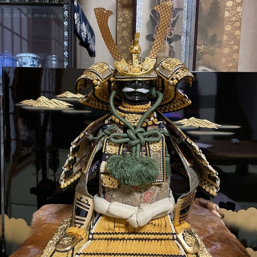 終了五月人形 武士の鎧 鎧兜　人形端午の節句　男の子初節句　鎧兜フルセット鶴と亀付き