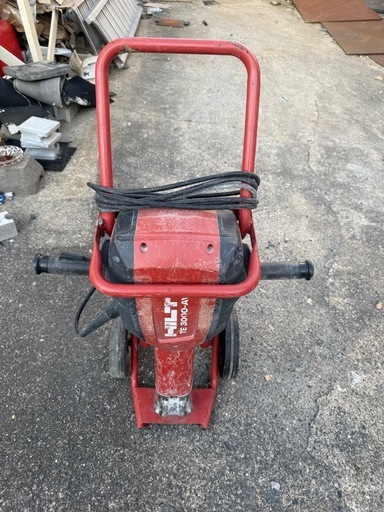HILTI  ハツリ　TE-3000AVR