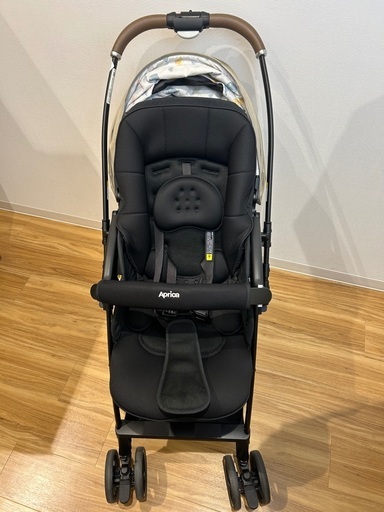 【お値下げしました】美品　Aprica　ラクーナクッション　AG