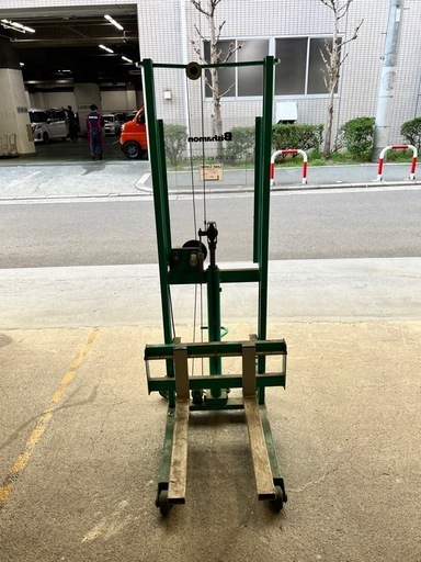 ビシャモン　トラバーリフト　手動油圧式　250kg