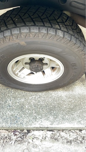 ランクル70 スタッドレス 31×10.50R15 BLIZZAK DM-V3