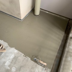 床工事や防水作業の募集の画像