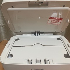 combi お尻拭きウォーマー
の画像