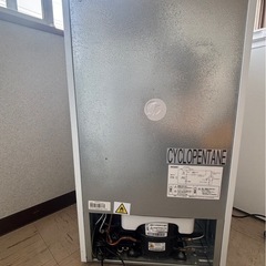 comfee ノンフロン冷凍冷蔵庫 RCT90WH/E 2023年製の画像