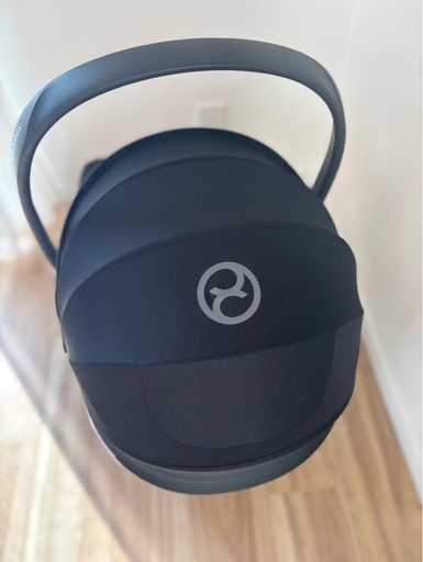 Cybex Cloud T i-Size サイベックス チャイルドシート ベビーシート ベース付き 新生児 説明書あり