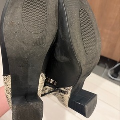 女性　24 ブーツの画像