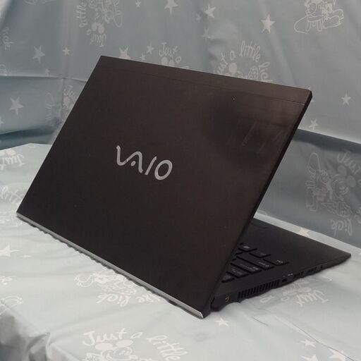 ≪持ち運びに便利小型なVAIO≫≪第8世代≫≪１ヶ月保証≫
