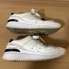 オニツカタイガー LAWNSHIP 26センチの画像