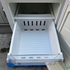 306⭐️2022年製★アイリスオーヤマ　冷凍庫　スキマックス　小型　スリム の画像