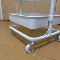 ニトリ 高さ調整ができるスチールワゴン トロリ3 コンパクト（ホワイト）の画像