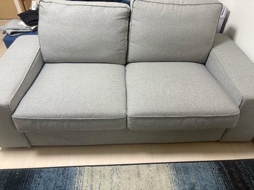IKEA 2人掛けソファー